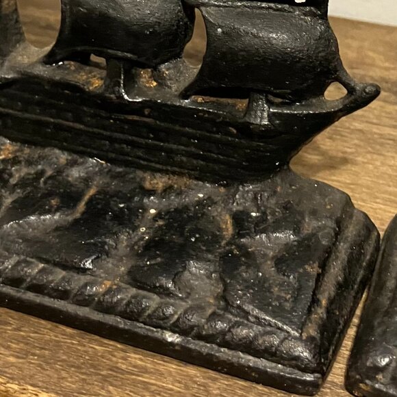 Vintage Nautical OLD IRONSIDES Cast Iron Ship Pair of Heavy Bookends - Picture 8 of 11